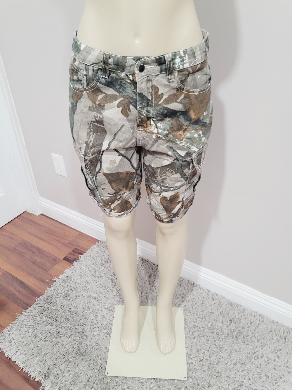 Camo Cargo Shorts - Olive Green & Brown